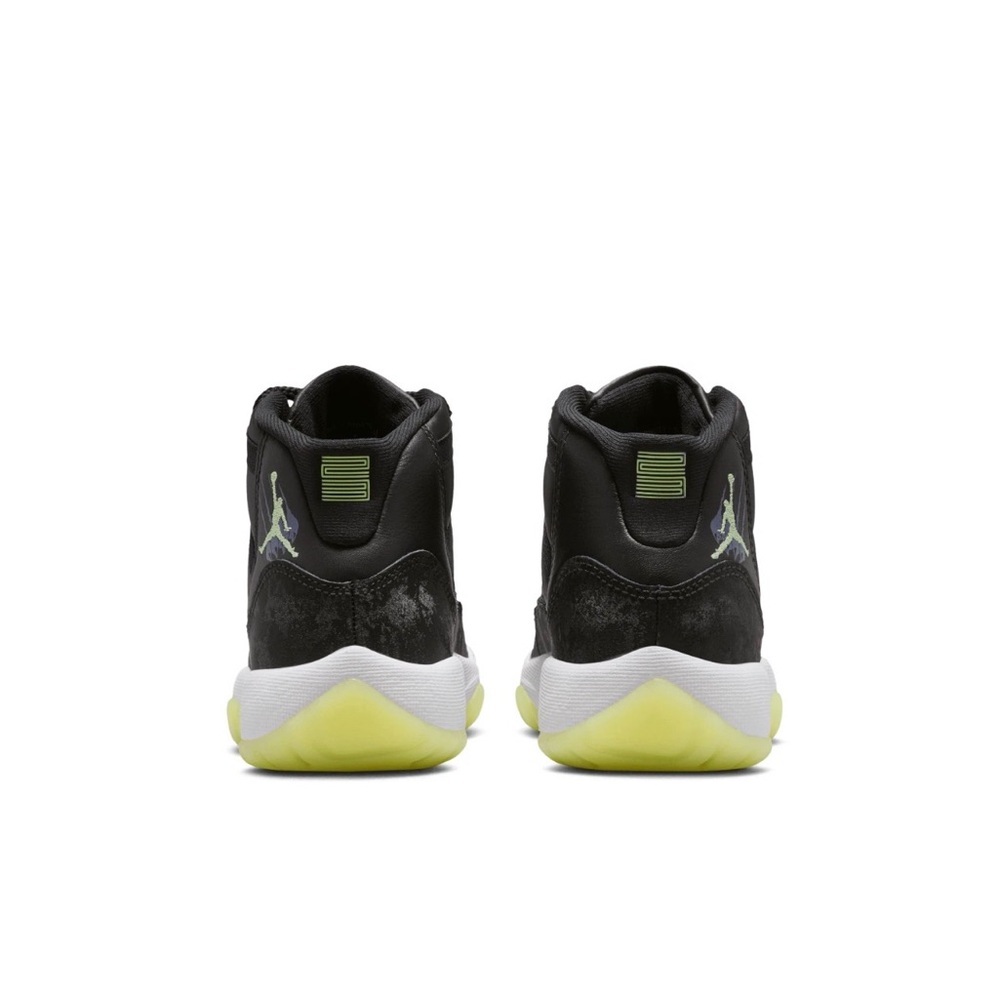Jordan Athletic Shoes Black and Neon Green - Picture 4 of 6